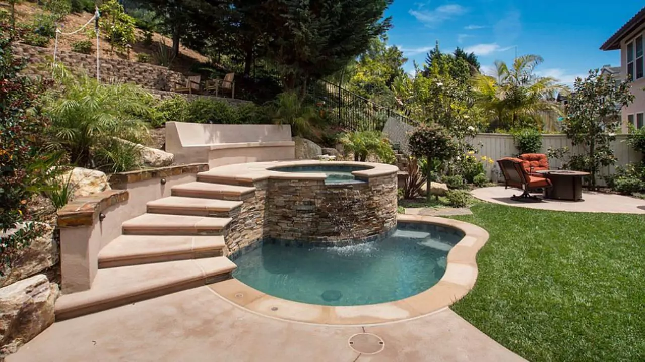 12 Small Backyard Pool Ideas on a Budget 1 In ground plunge pool design