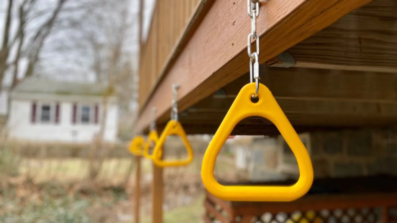Make a DIY jungle gym guide
