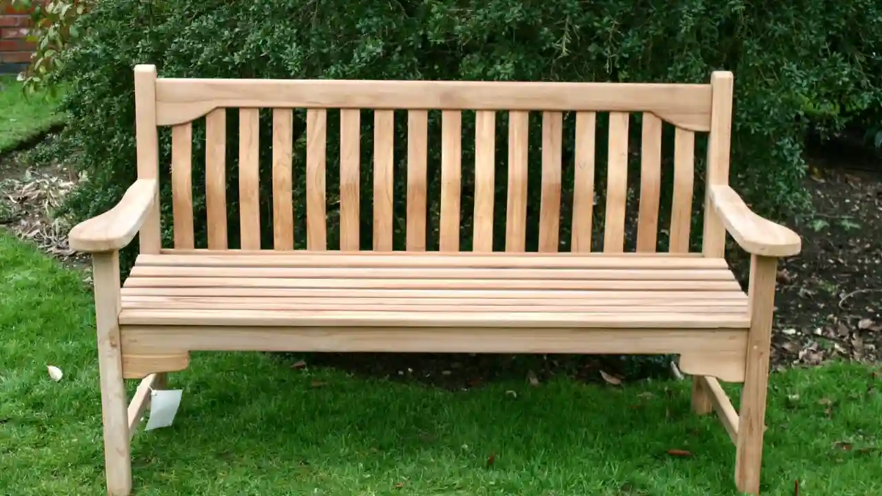 What Is The Best Wood For Garden Benches? 2 Teak wood bench