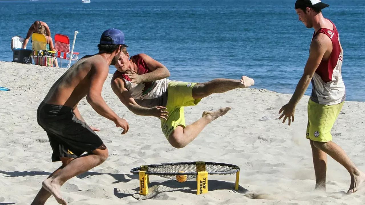 How Tight Should a Spikeball Net Be