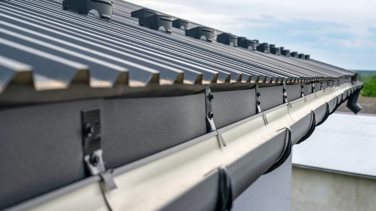 Vinyl Vs Aluminum Gutters
