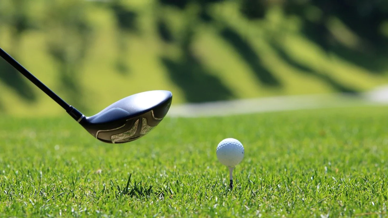 Do Golf Courses Use Robotic Mowers