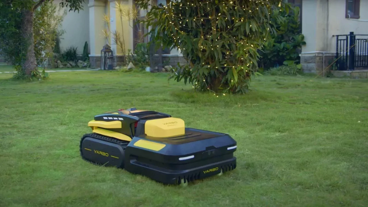 Do Golf Courses Use Robotic Mowers? (Autonomous Golf Course Mowers) 5 Robotic Mowers Safety 2