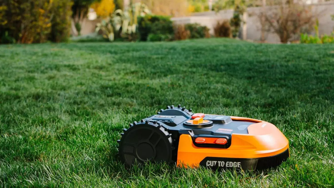 Automatic lawn mower 2