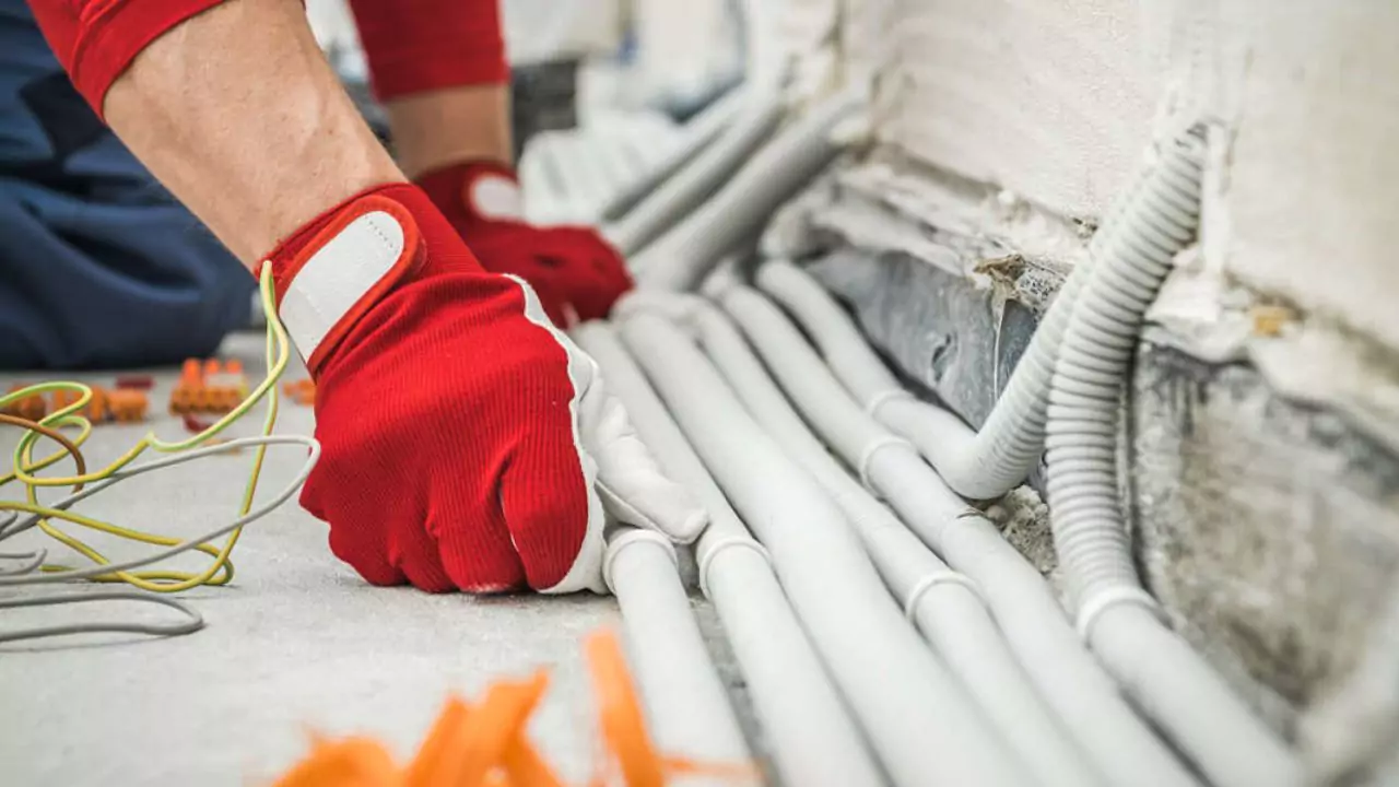 Is It Safe To Put An Extension Cord Under Your Backyard? 3 Burry the extension cord to the recommended depth