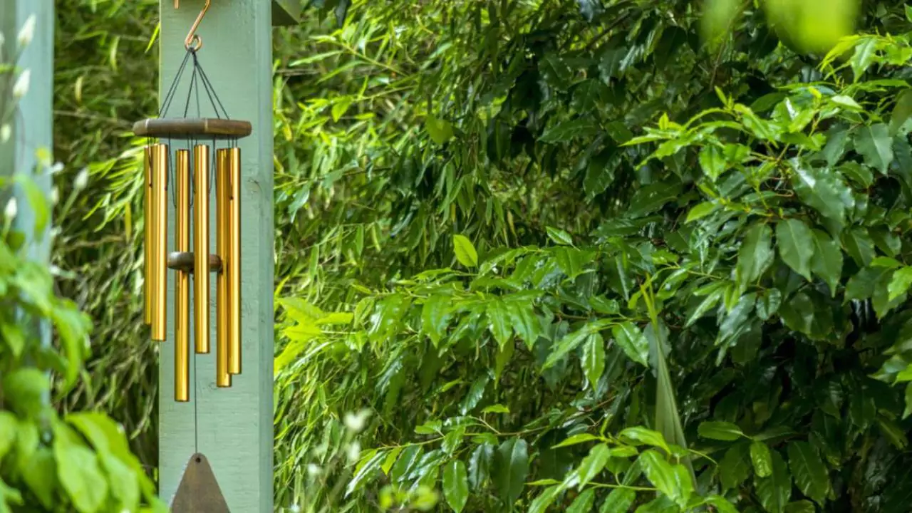 Choosing the Perfect Wind Chimes 1 Choose the right wind chimes