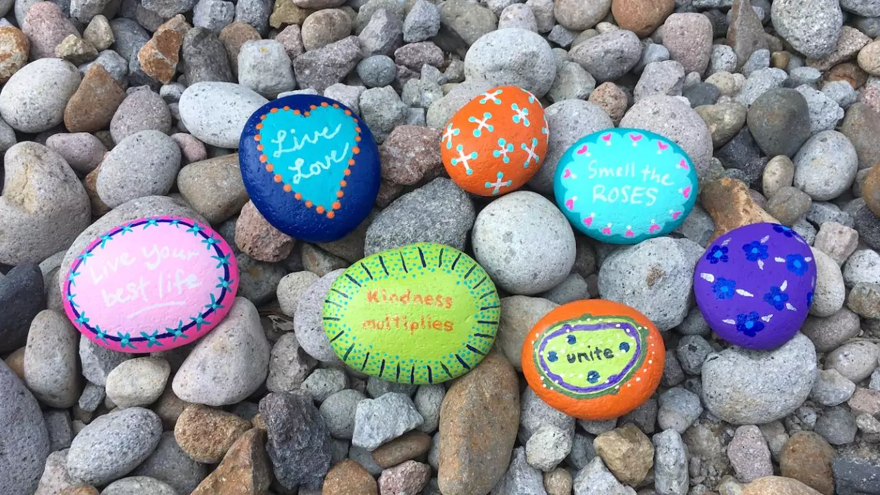 Which Paint Is Best for Garden Rocks? 3 Choosing paint for garden rocks