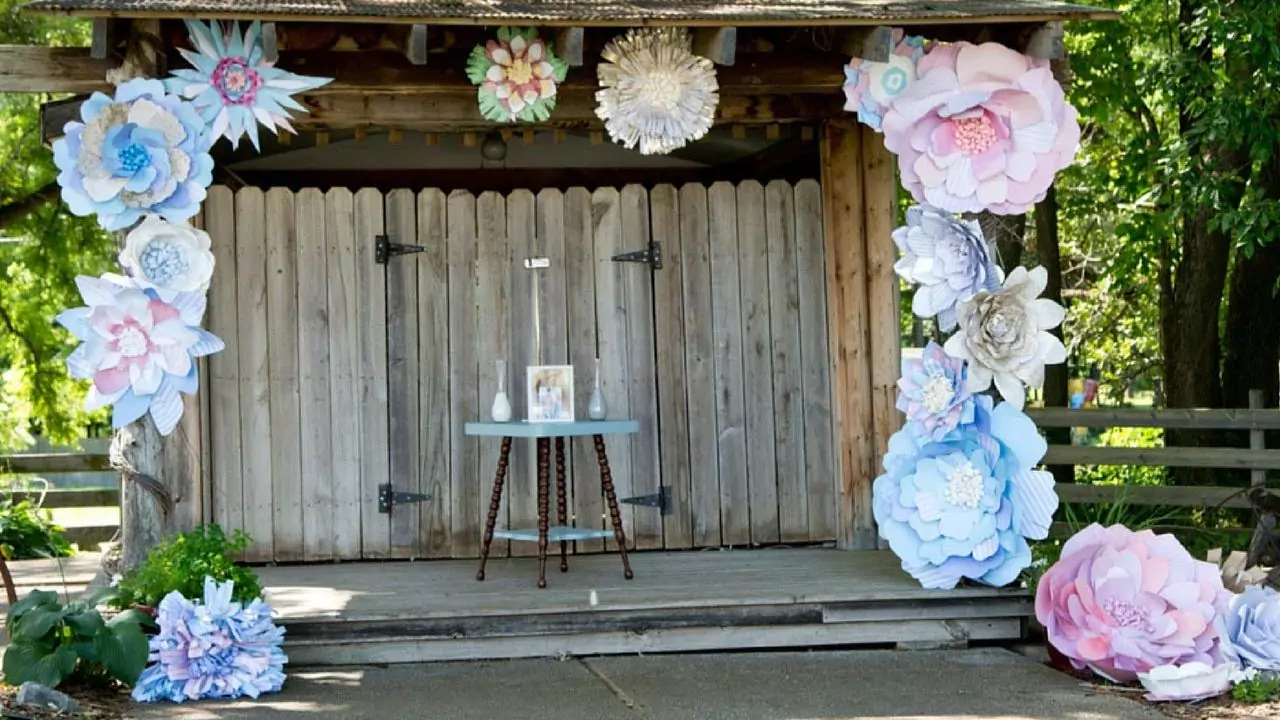 Organic Wedding Flower Arrangements (Alternatives) 7 Paper flowers for wedding