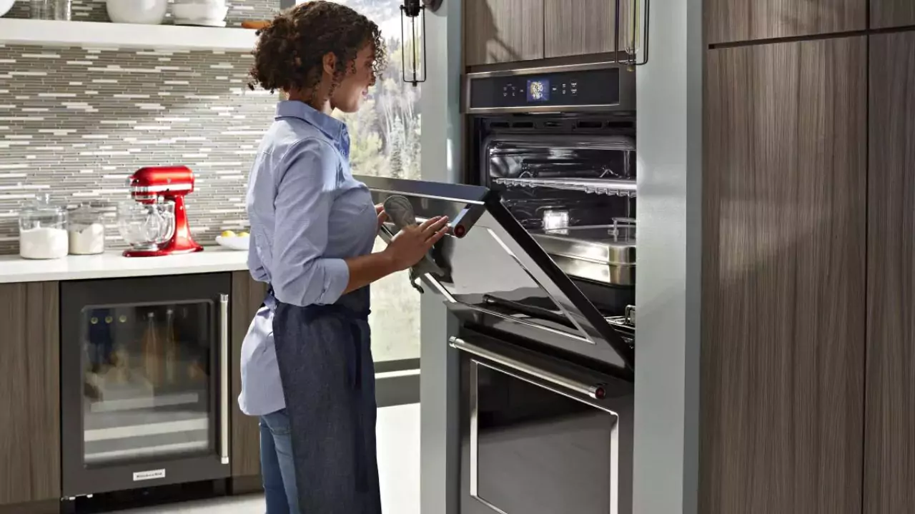 Are Bay Laurel Seeds Edible? 2 Roasting Bay Laurel seeds