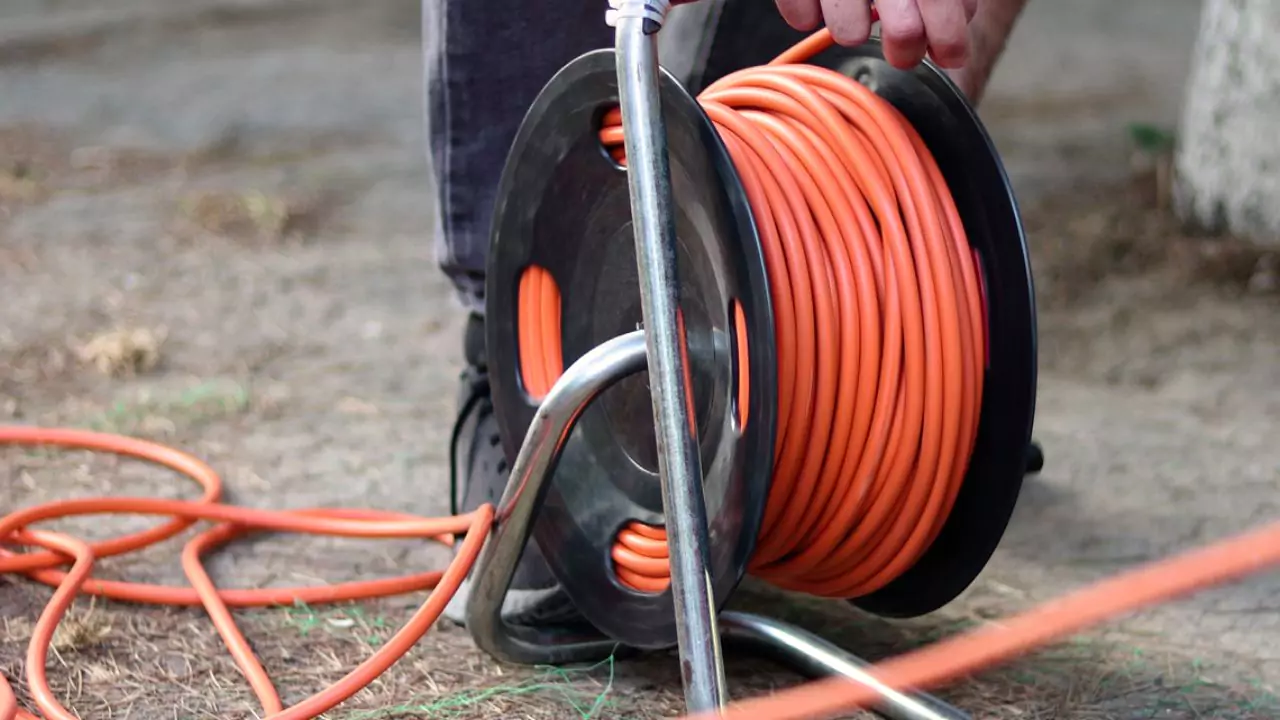 Is It Safe To Put An Extension Cord Under Your Backyard? 1 Using appropriate extension cords