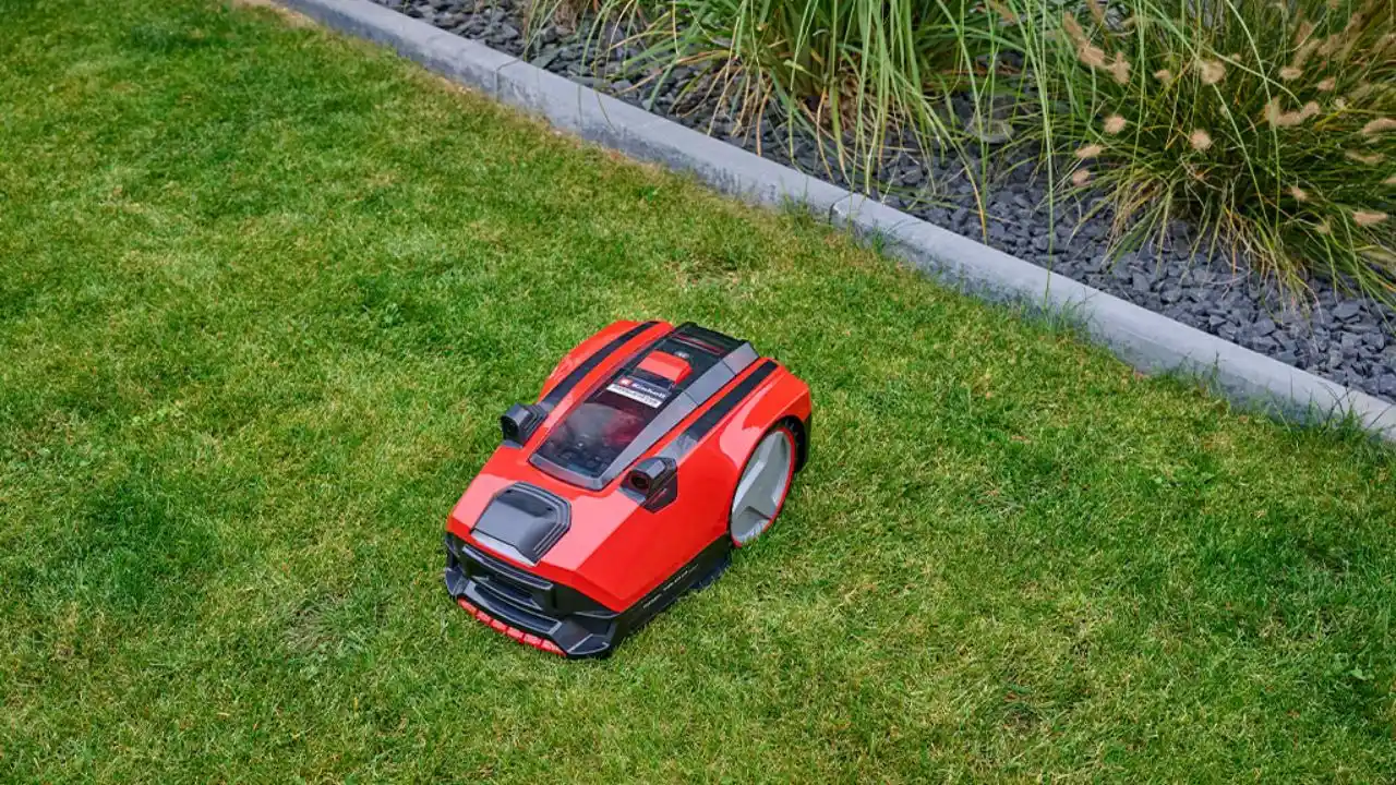 Do Robotic Mowers Work In The Rain